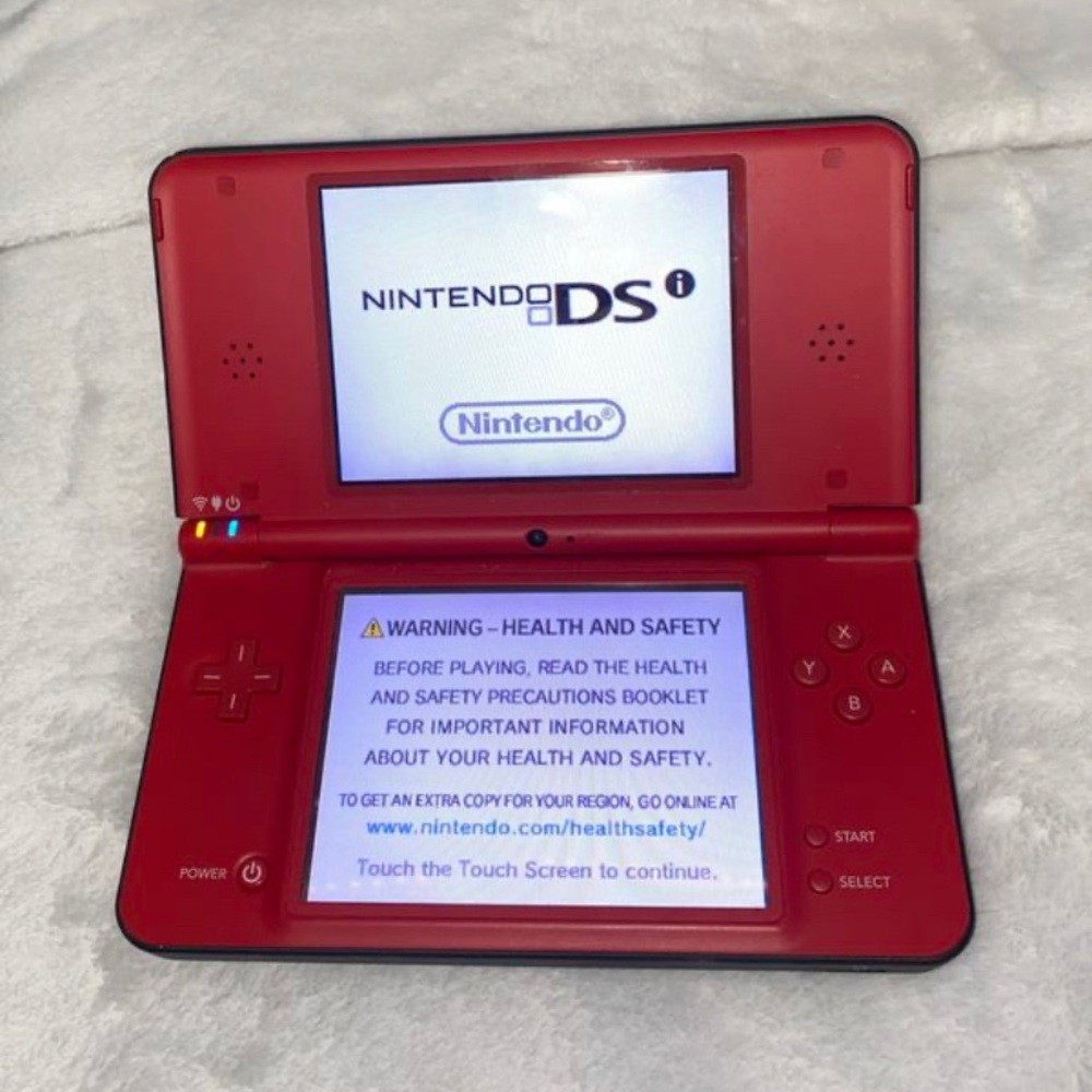 NINTENDO DS XL WITH ACCESSORIES